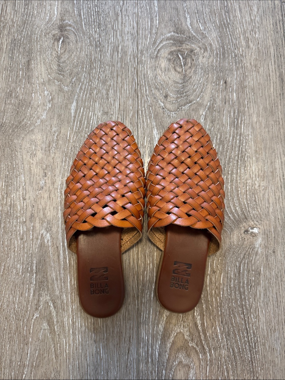 Billabong women’s  Woven Slide / Mule Loafers - Cognac Brown